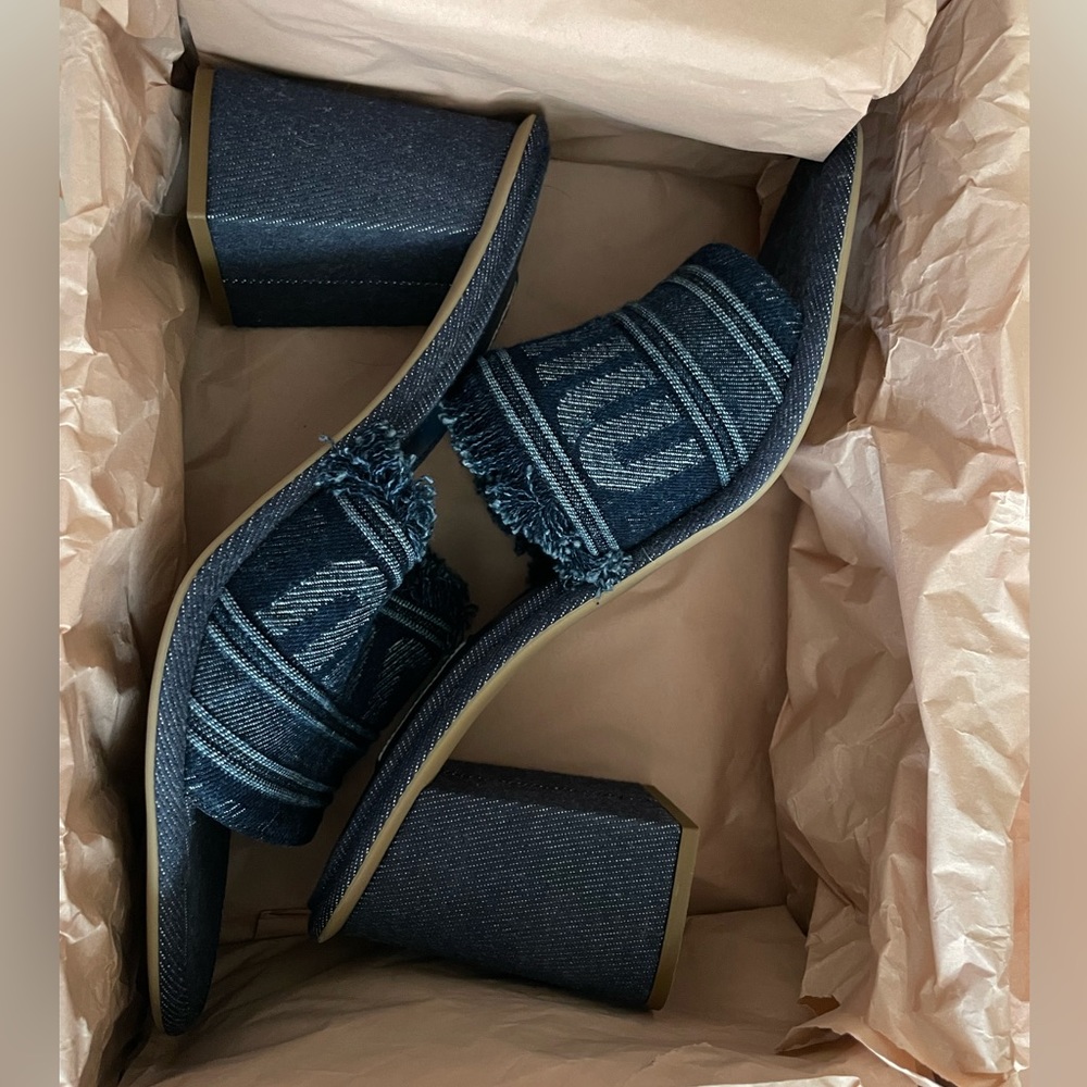 Miu Miu Denim Mule Heel Size 8.5 US *Like New* Box & Dustbag Included